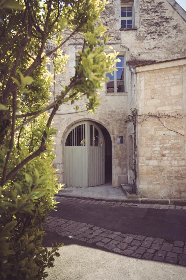 Maison Paul & Gabrielle Chablis Exteriör bild